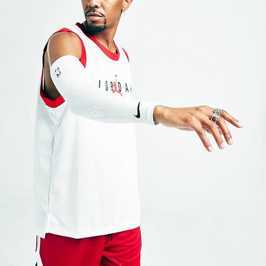 나이키 NBA 엘리트 슈팅 암 슬리브 NB3003-610 / 010 / 101 바스켓볼 팔토시 (레드만 남아있습니다.) - 상세 이미지 2