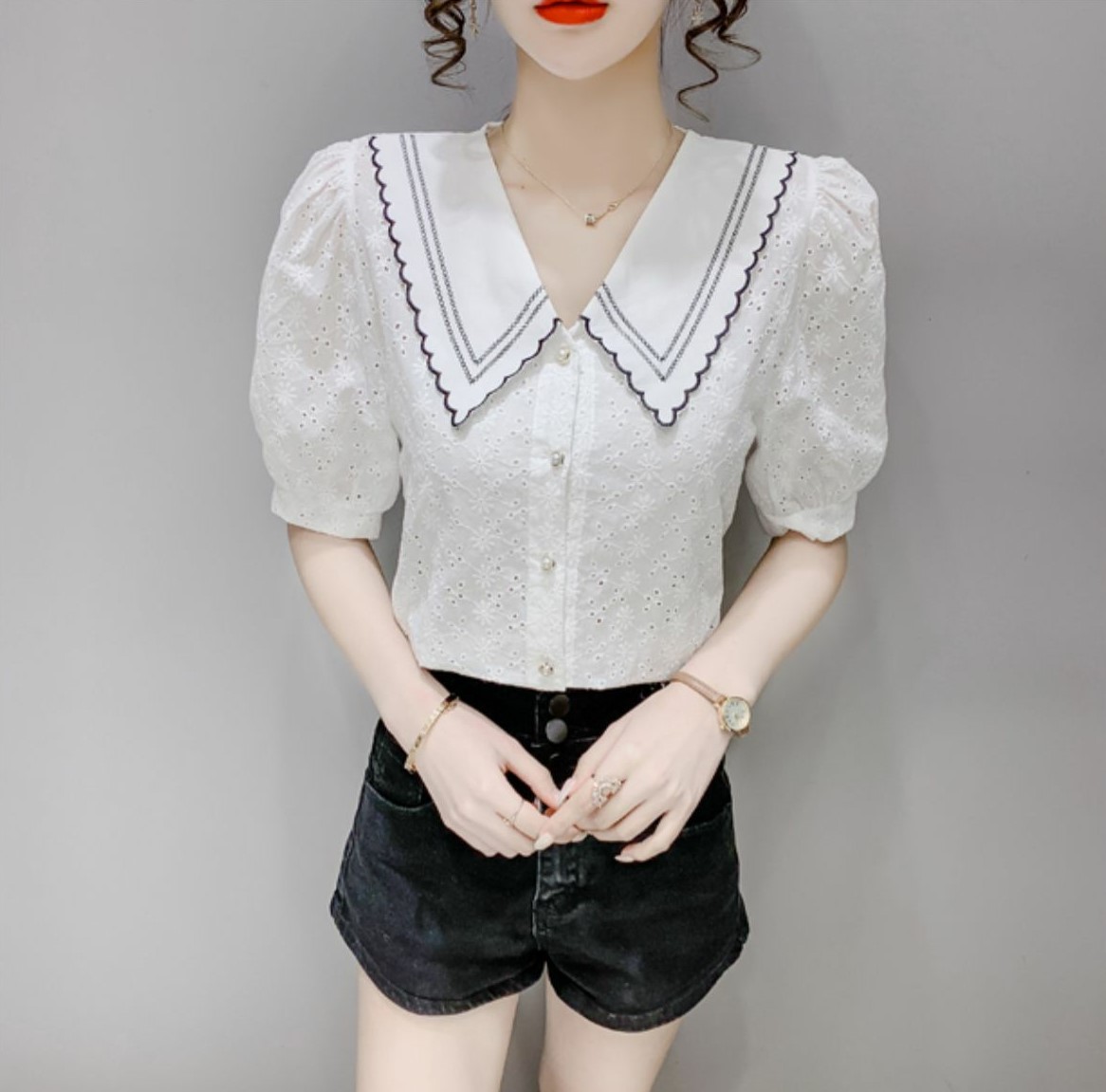 물결 배색 라인 빅카라 삥줄 레이스 퍼프소매 플라워 펀칭 코튼 면 화이트 여름 블라우스 - 상세 이미지 2