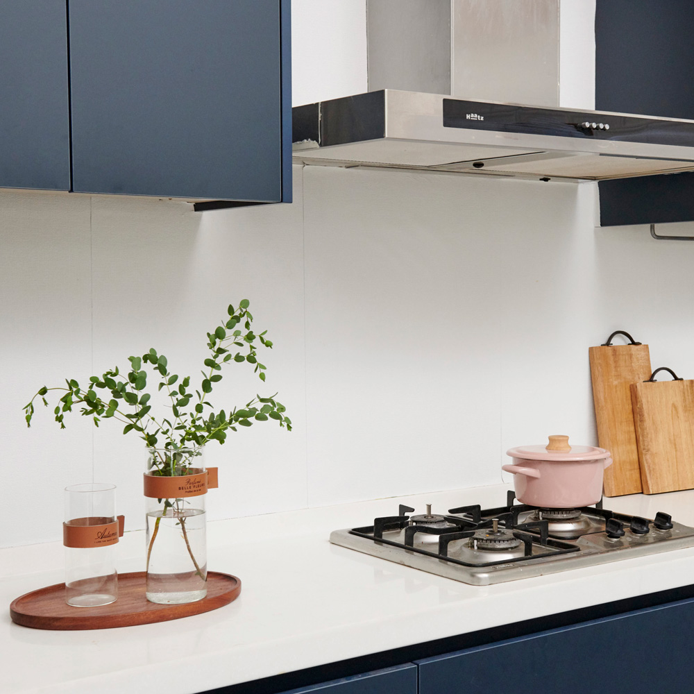 집코리아 붙이는 벽지 폭 50cm x 20m 스티커 접착식 단열 실크벽지 셀프도배