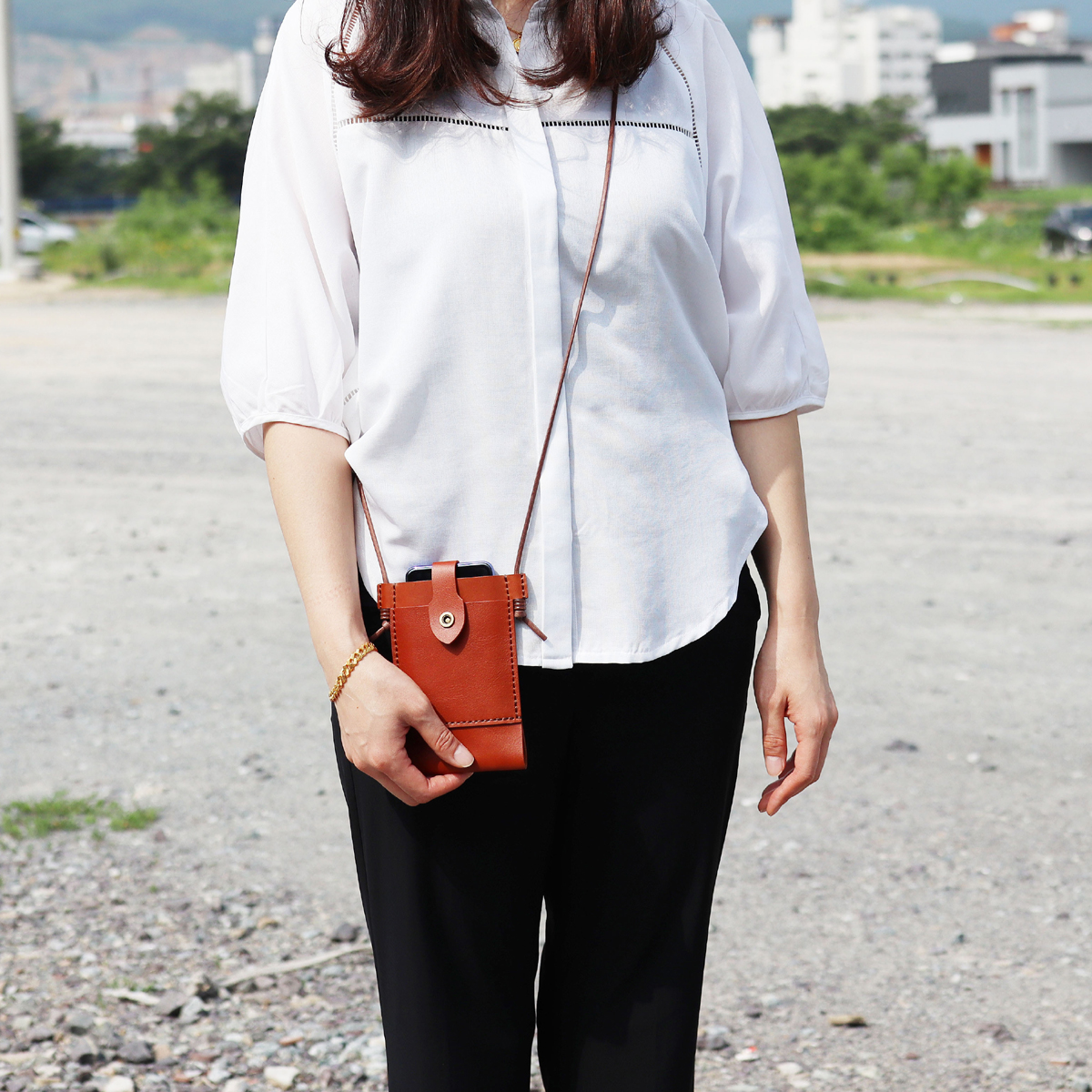 에치펠레 가죽 핸드폰 가방 프리미엄 크로스백 - 상품 이미지