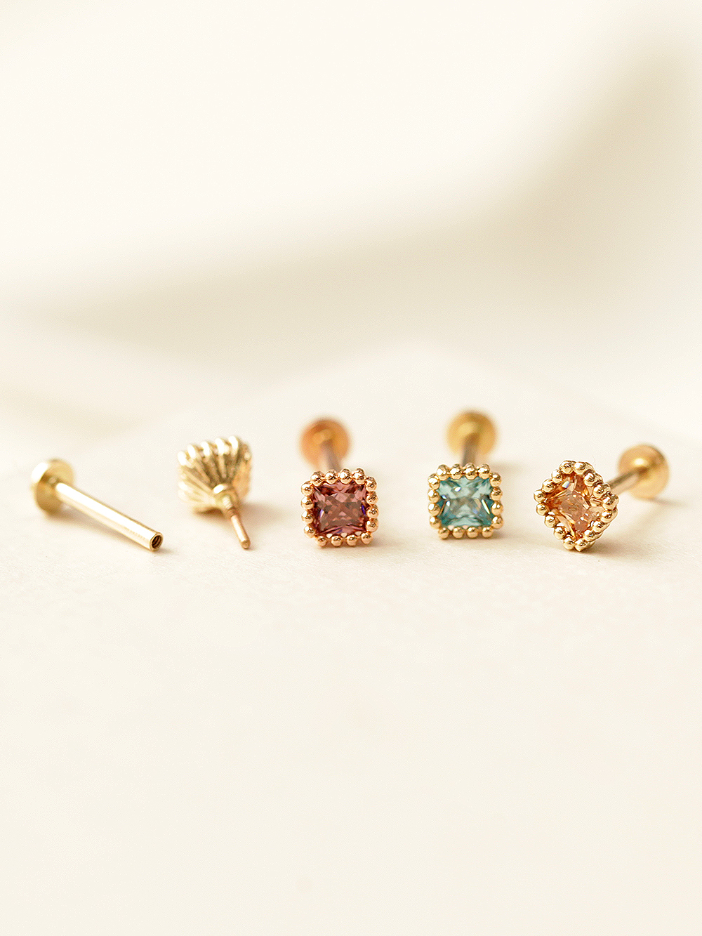 14K 인터널 미니미 사각 큐빅 라블렛 피어싱