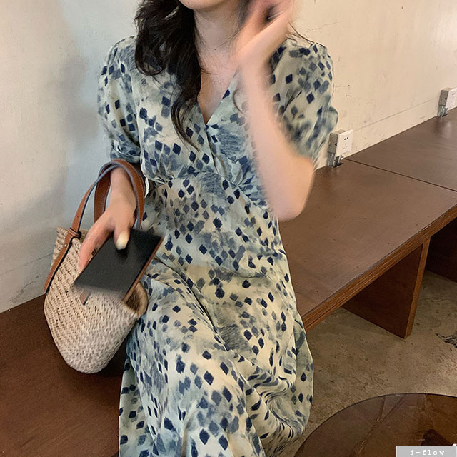 다이아 맥시 브이넥 퍼프 롱원피스 (그린) 제이플로우 여름 슬림라인 쉬폰 레이온 바캉스 이미지 6