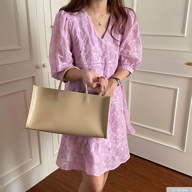 링클 플라워 린넨 퍼프 미니원피스 2color 제이플로우 여름 루즈핏 자수 5부 하객룩 - 상품 이미지