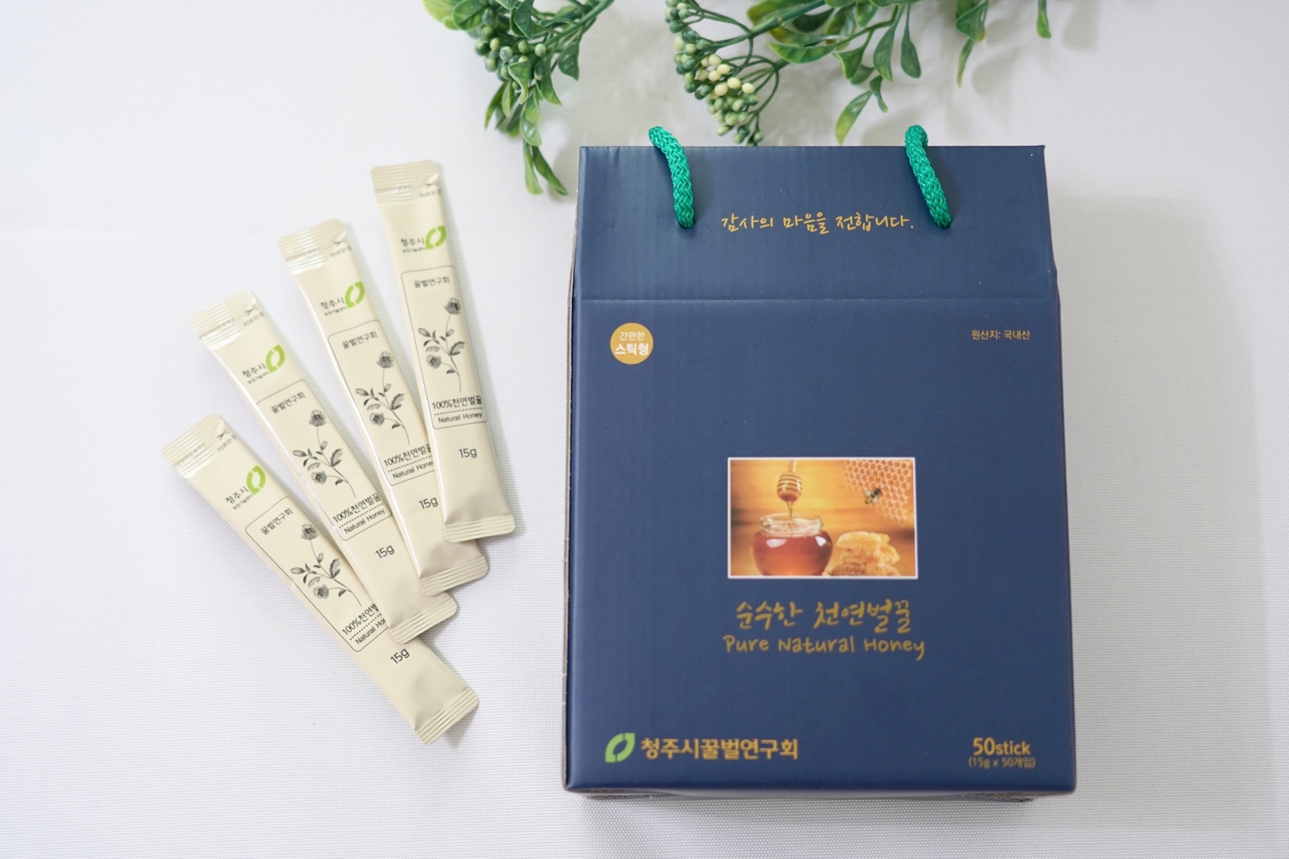 간단하게 짜먹는 천연꿀스틱꿀 허니앤비 선물용으로도 굿! 13