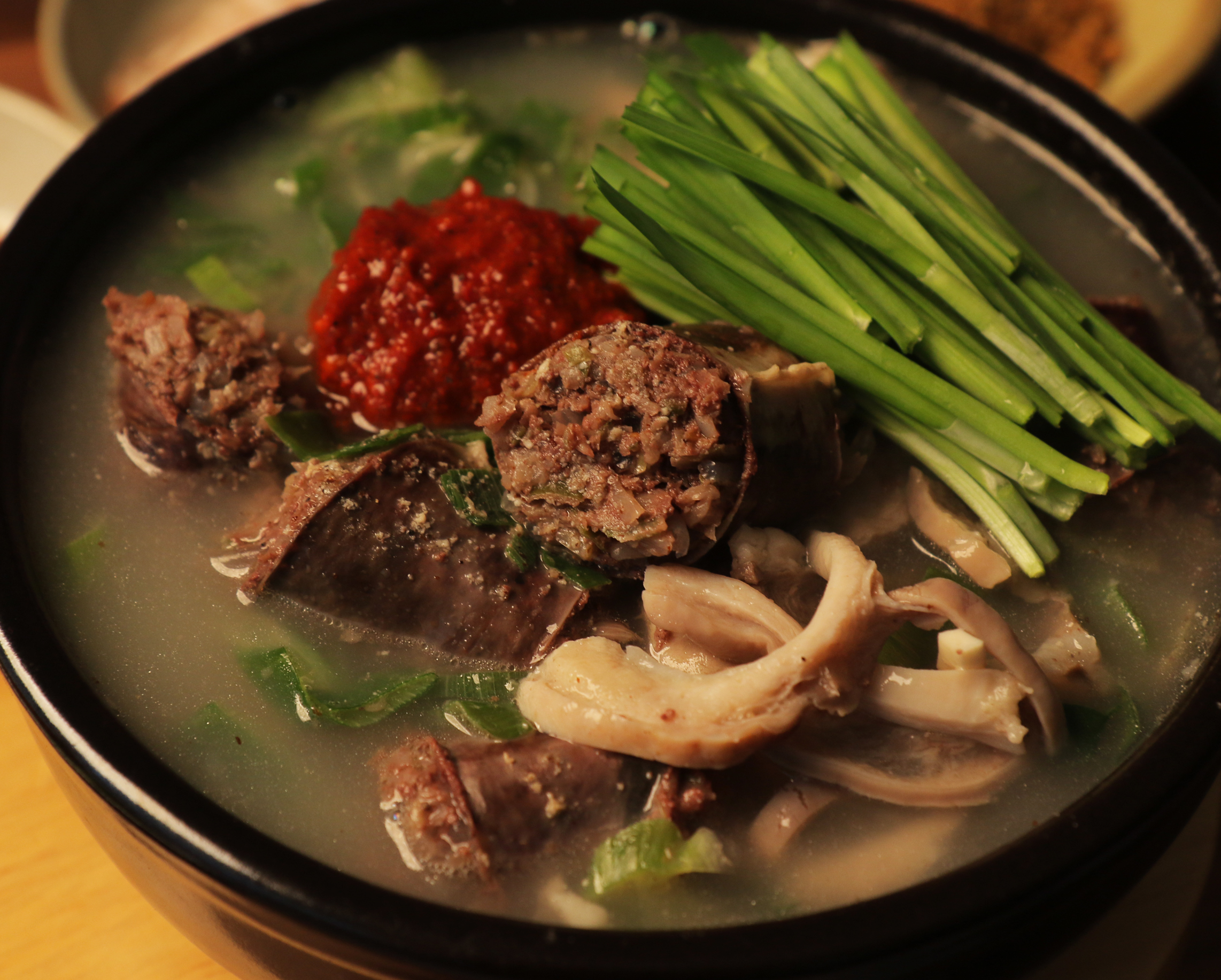 국내산 수제 병천순대국밥 700g 즉석국밥 밀키트 집에서 끓이는 얼큰 순대국 택배 - 상품 이미지