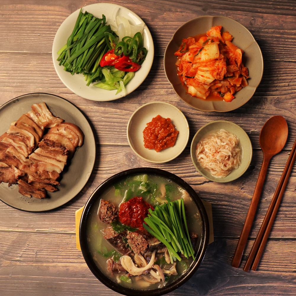국내산 수제 병천순대국밥 700g 즉석국밥 밀키트 집에서 끓이는 얼큰 순대국 택배 - 상세 이미지 2