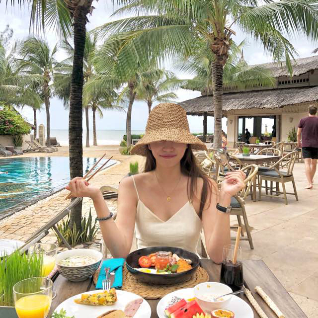 라탄 여성 버킷햇 여자 여름모자 우먼 벙거지 밀짚모자 휴양지 비치 플로피 챙넓은 라피아햇