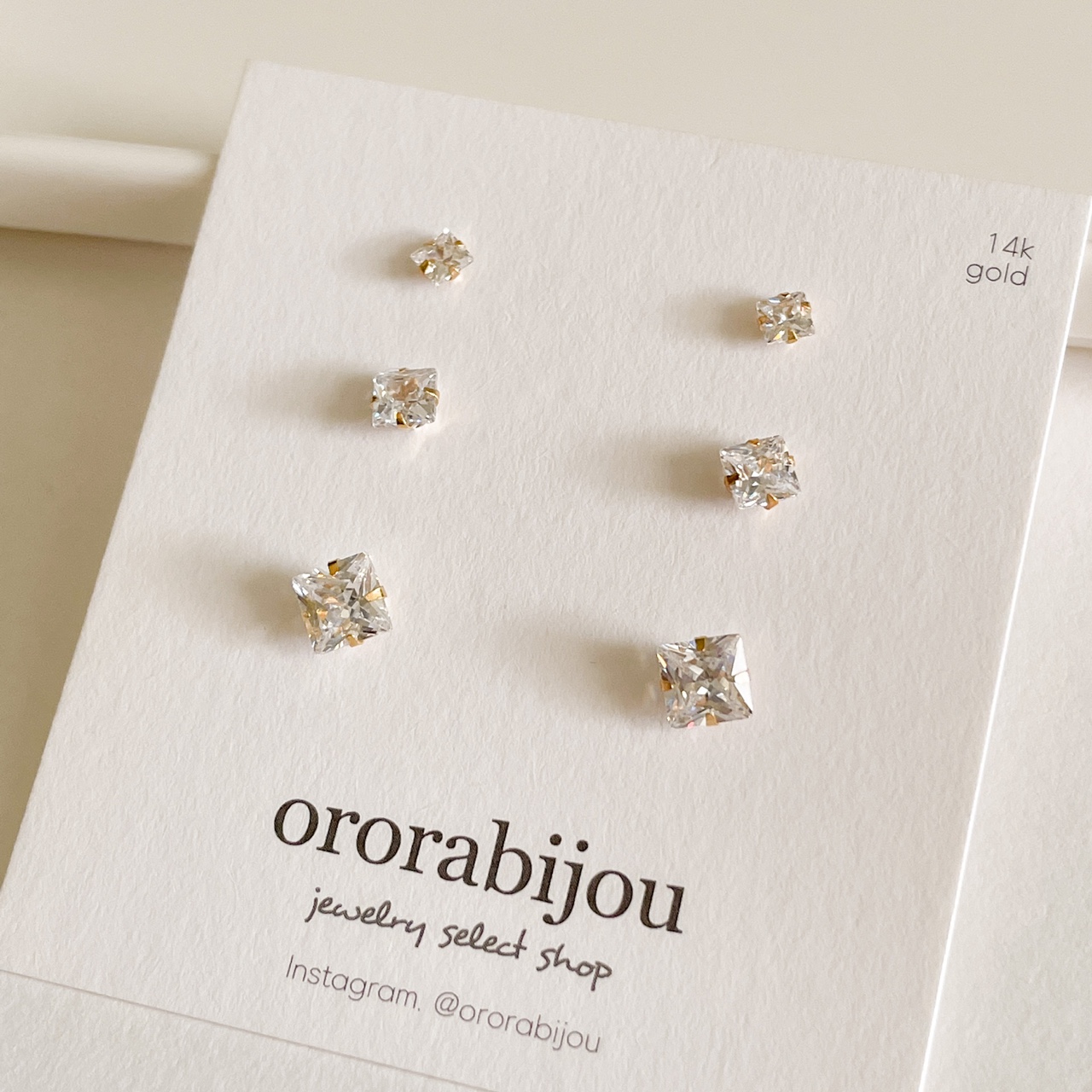 14k 베이직 네모 큐빅 귀걸이 - 3mm 4mm 심플 데일리 귓볼 사각 선물 - 상품 이미지