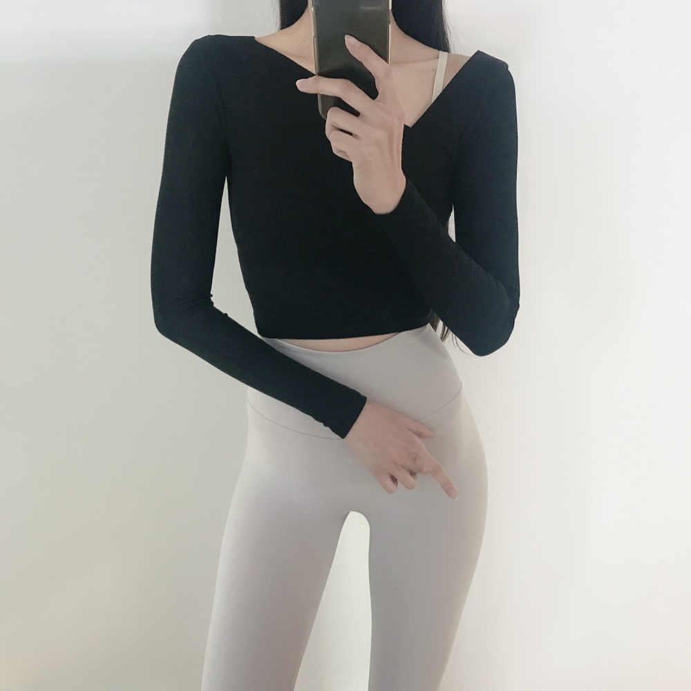 로라벨 원숄더 여성 필라테스 복 요가 커버업 크롭 탑 옷 운동복 숏 티 헬스 복장 상의 - 메인 이미지