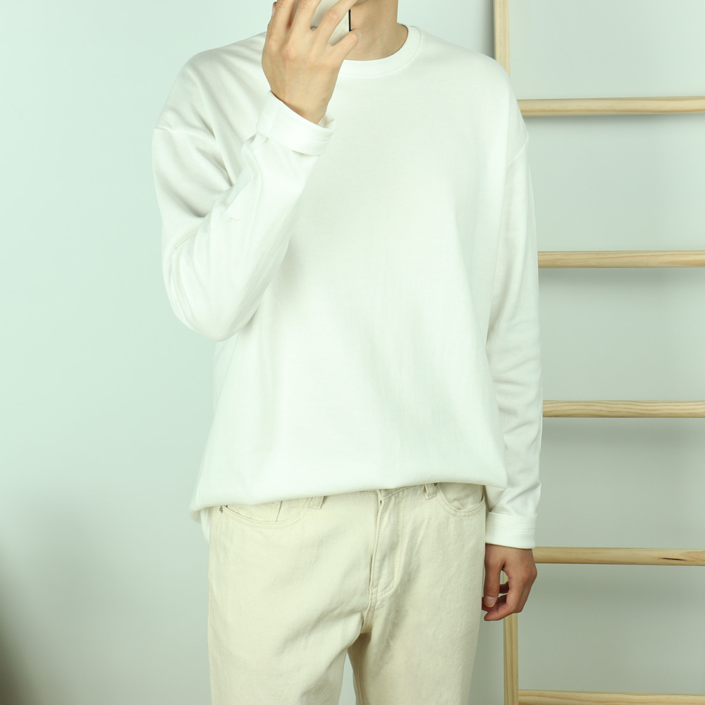 베이직 라운드 긴팔티셔츠 이미지 2