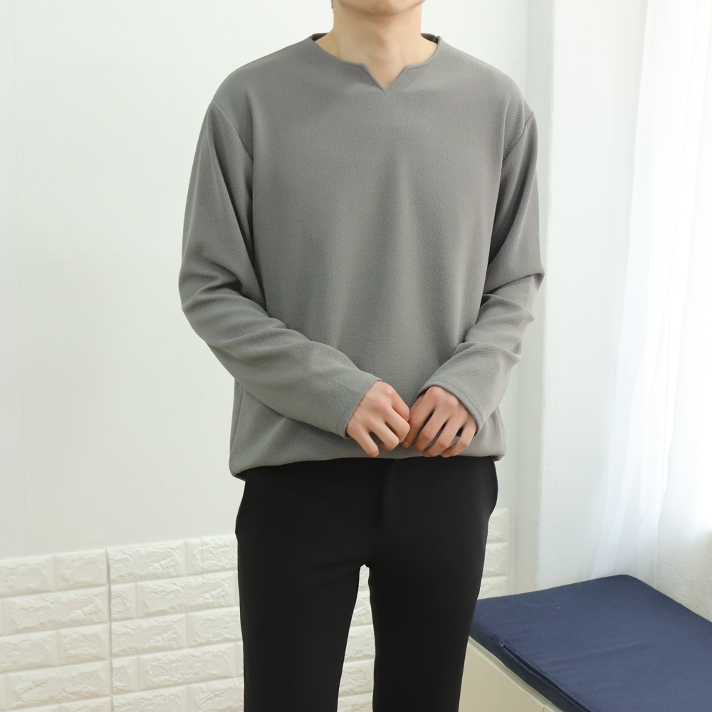 남자긴팔티 구김없는 엠보 오버핏 브이넥티셔츠 이미지 3