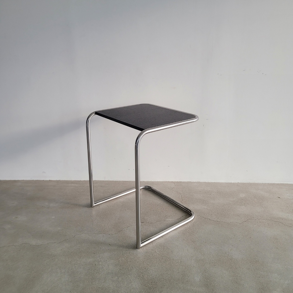 CH4. 사이드테이블  바우하우스 디자인 강철관튜브테이블 마르셀브로이어