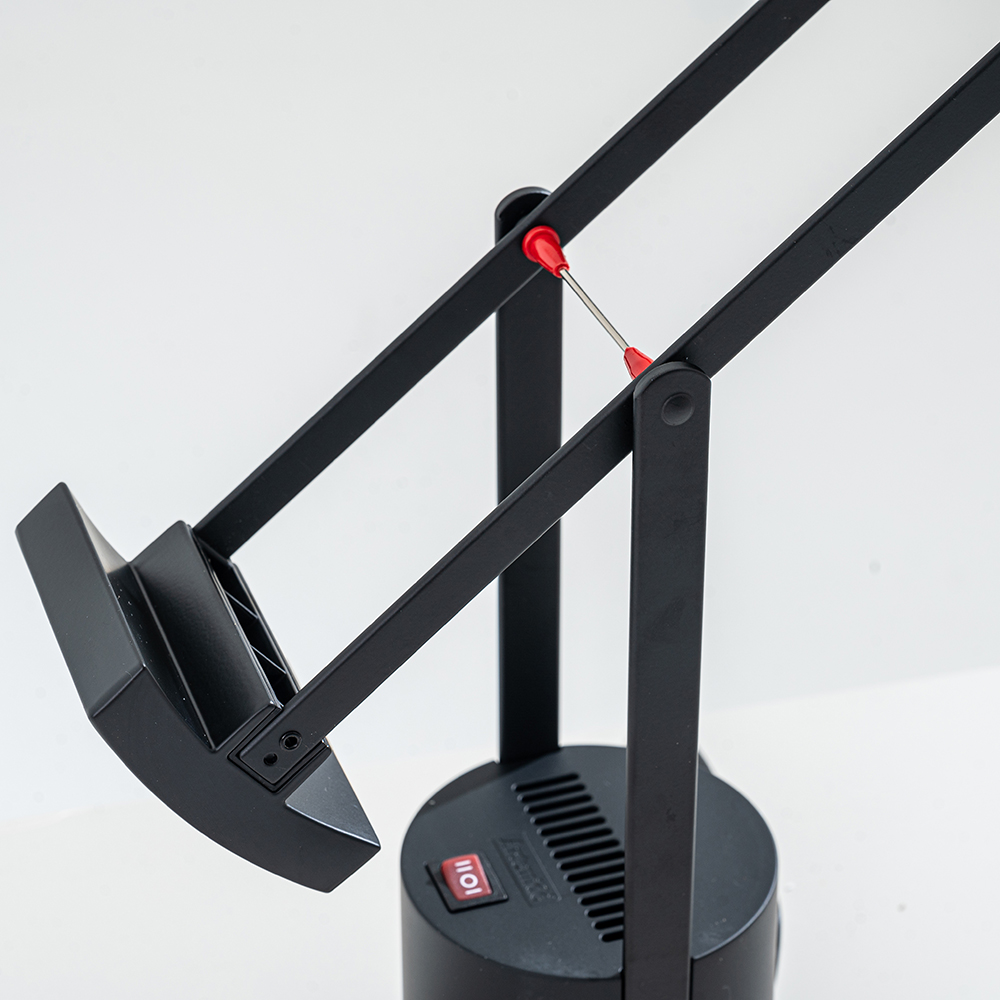 아르테미데 티지오 Artemide TIZIO Table Lamp 테이블 램프