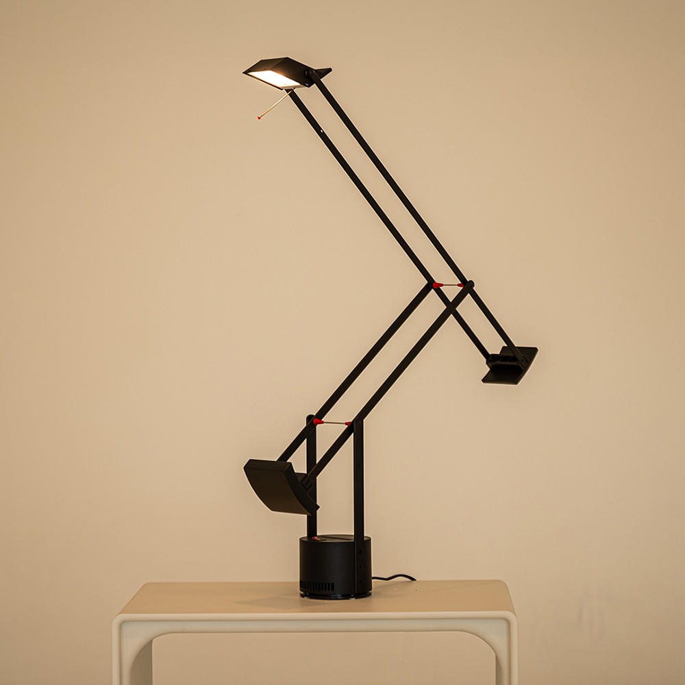 아르테미데 티지오 Artemide TIZIO Table Lamp 테이블 램프