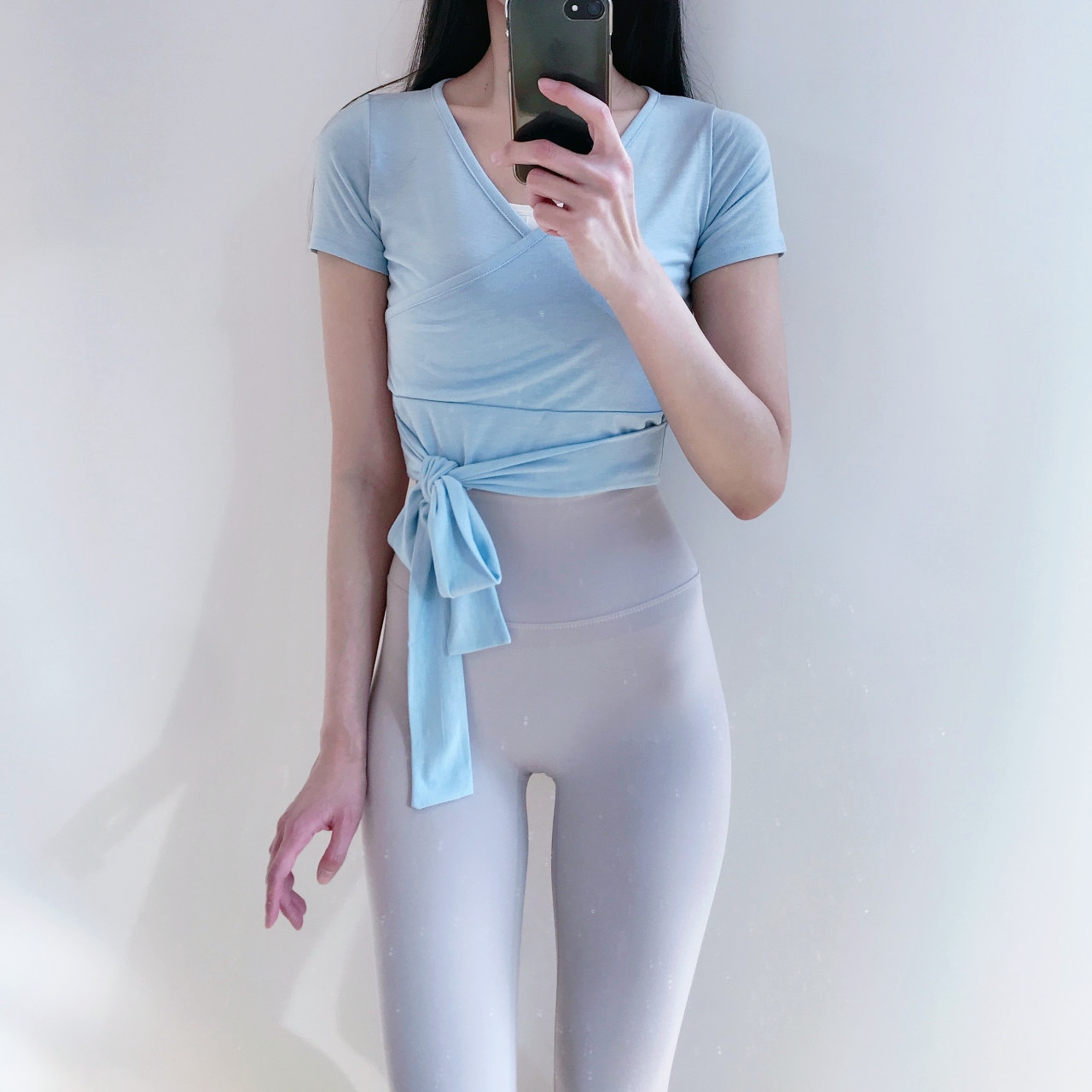로라벨 터닝 반팔 랩 크롭 필라테스복 요가 커버업 탑 옷 폴웨어 운동복 티 여자 숏 상의 - 상세 이미지 2