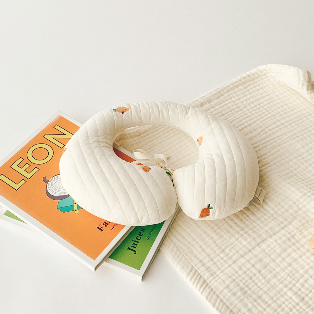 마롤로뜨 100수 누빔 아기 목베개 유모차 베개 카시트 목쿠션 신생아 유아 메이플토리