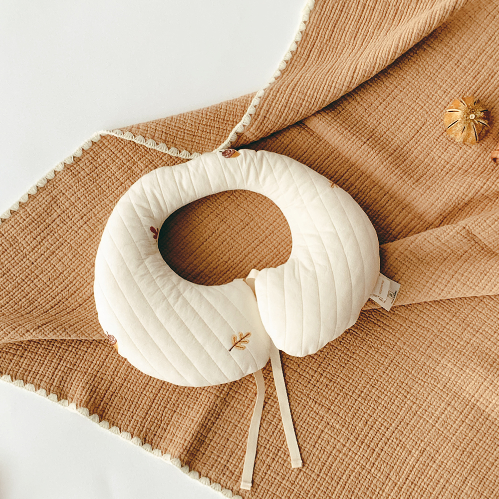 마롤로뜨 100수 누빔 아기 목베개 유모차 베개 카시트 목쿠션 신생아 유아 메이플토리