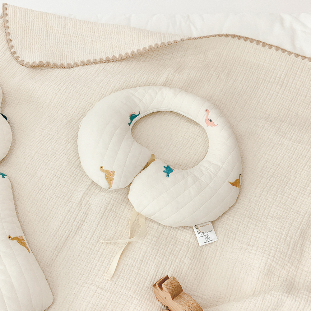 마롤로뜨 100수 누빔 아기 목베개 유모차 베개 카시트 목쿠션 신생아 유아 메이플토리