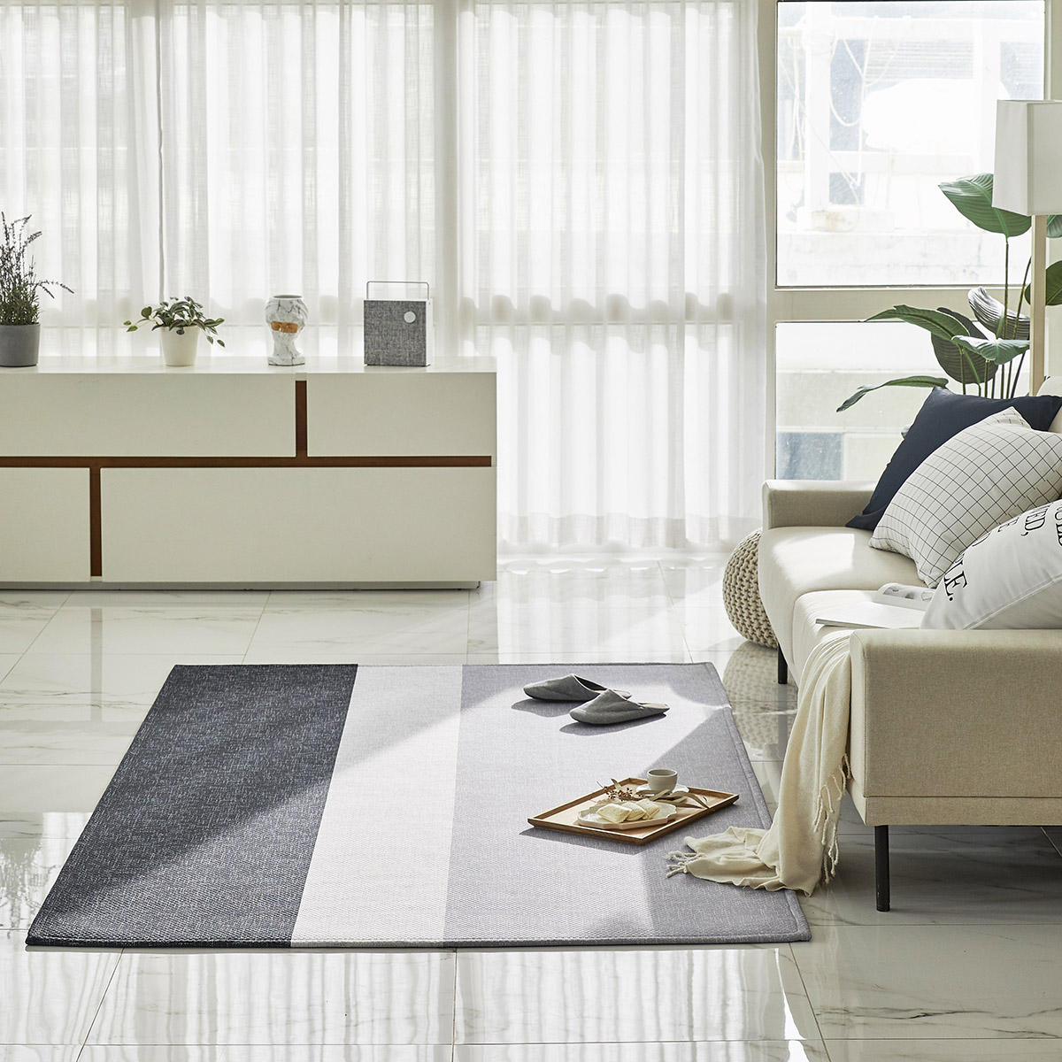 엠시베딩 워셔블러그 단모 먼지없는 사계절 방수 어반블랙 대형 침실 식탁 러그 - 상세 이미지 5