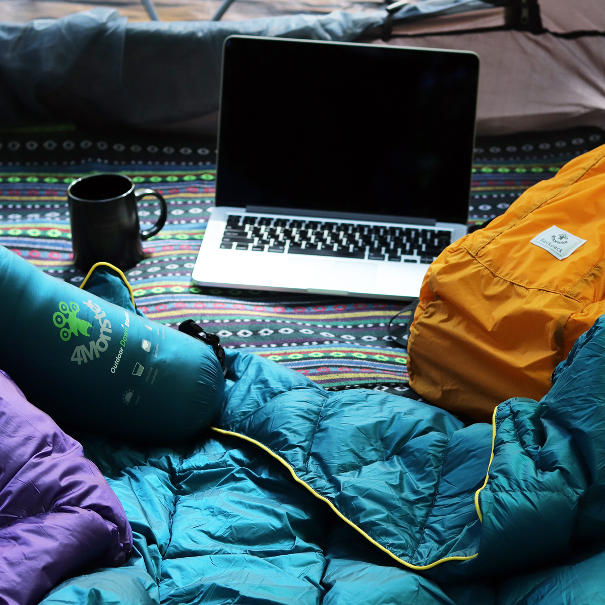 덕다운 캠핑 차박 초경량 패딩담요 사계절 다용도 블랭킷 침낭 이불 대용 피콕블루