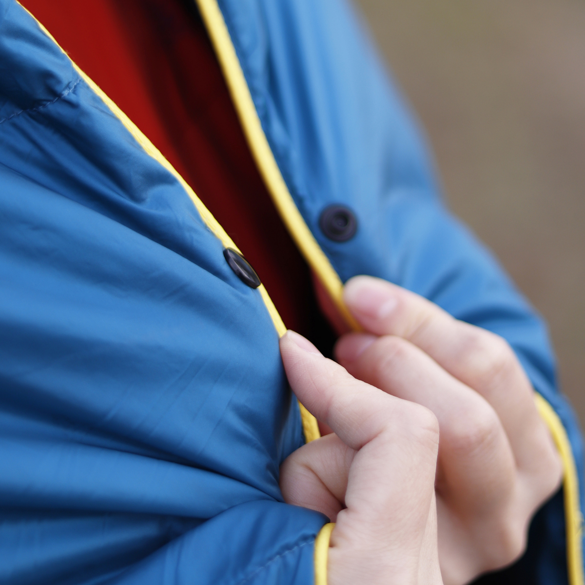 덕다운 캠핑 차박 초경량 패딩담요 사계절 다용도 블랭킷 침낭 이불 대용 피콕블루