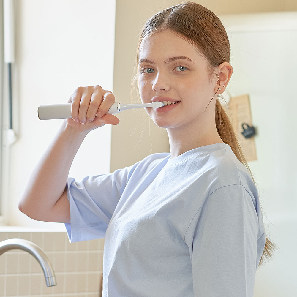 식스비 음파 전동 칫솔 듀얼케어_화이트