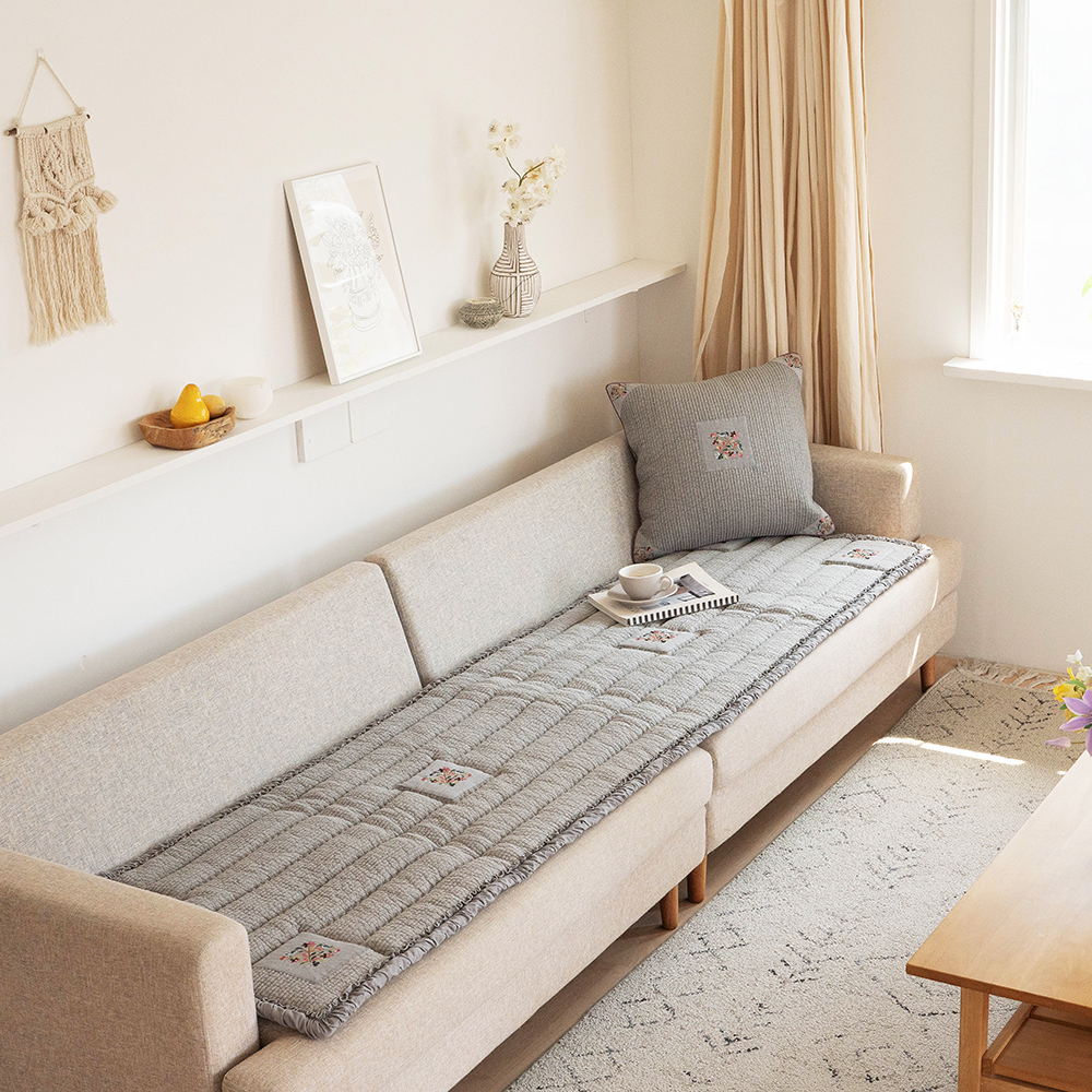 마벨로제 엘런 자수 사계절 3인 쇼파패드 미끄럼방지소파매트