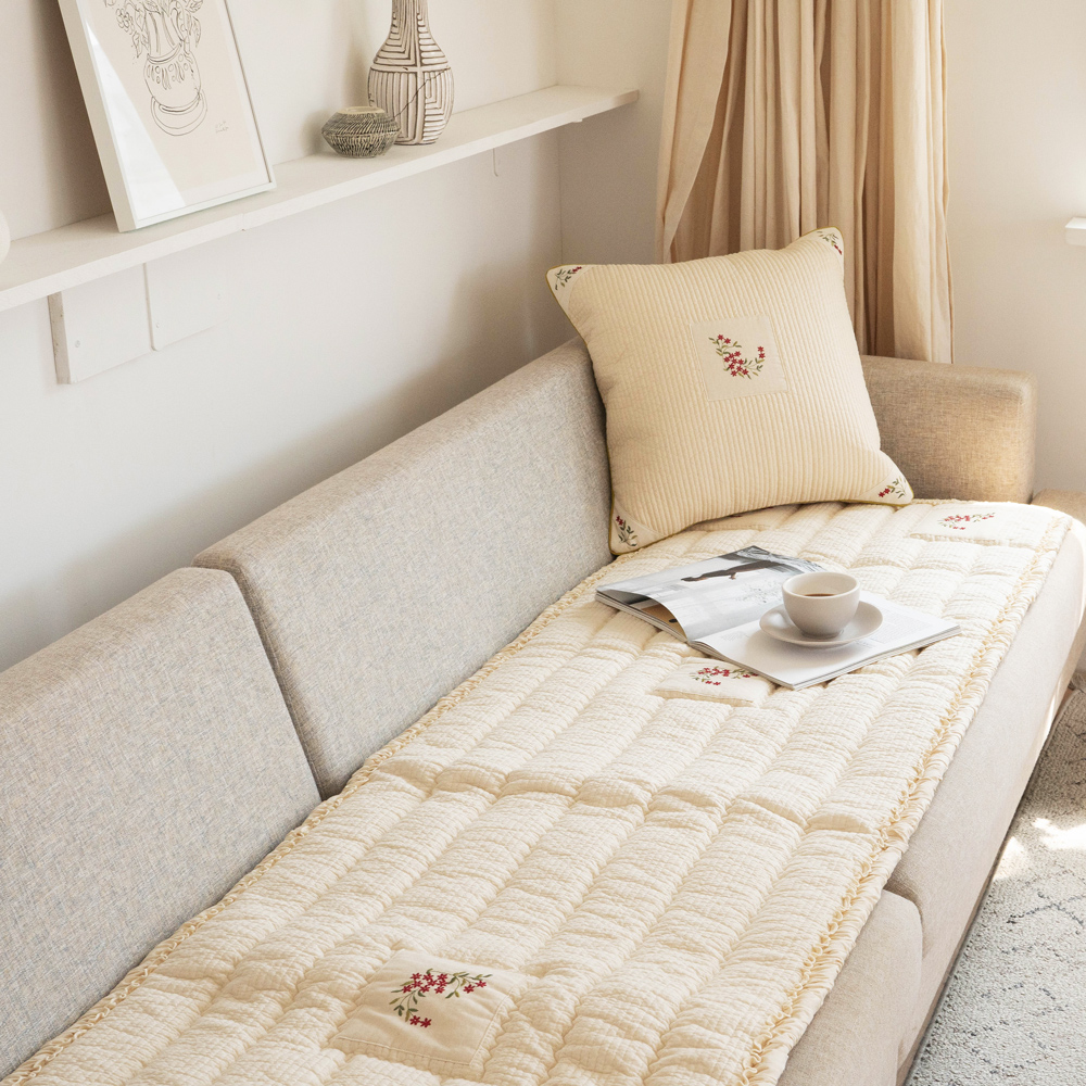 마벨로제 엘런 자수 사계절 3인 쇼파패드 미끄럼방지소파매트