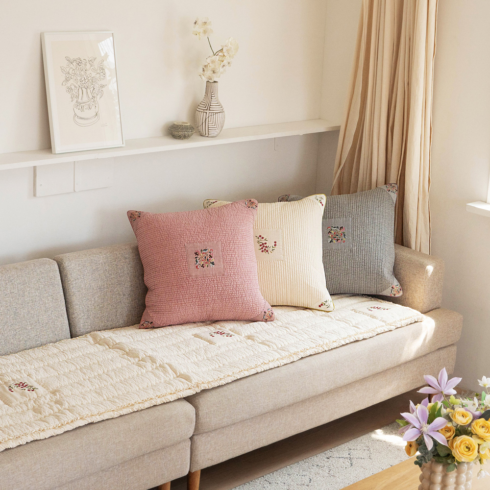 마벨로제 엘런 자수 사계절 3인 쇼파패드 미끄럼방지소파매트