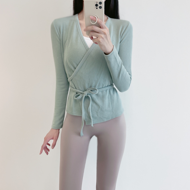 로라벨 페이 랩 긴팔 필라테스복 요가복 상의 필라테스 커버업 탑 옷 여자 헬스 운동복 - 메인 이미지