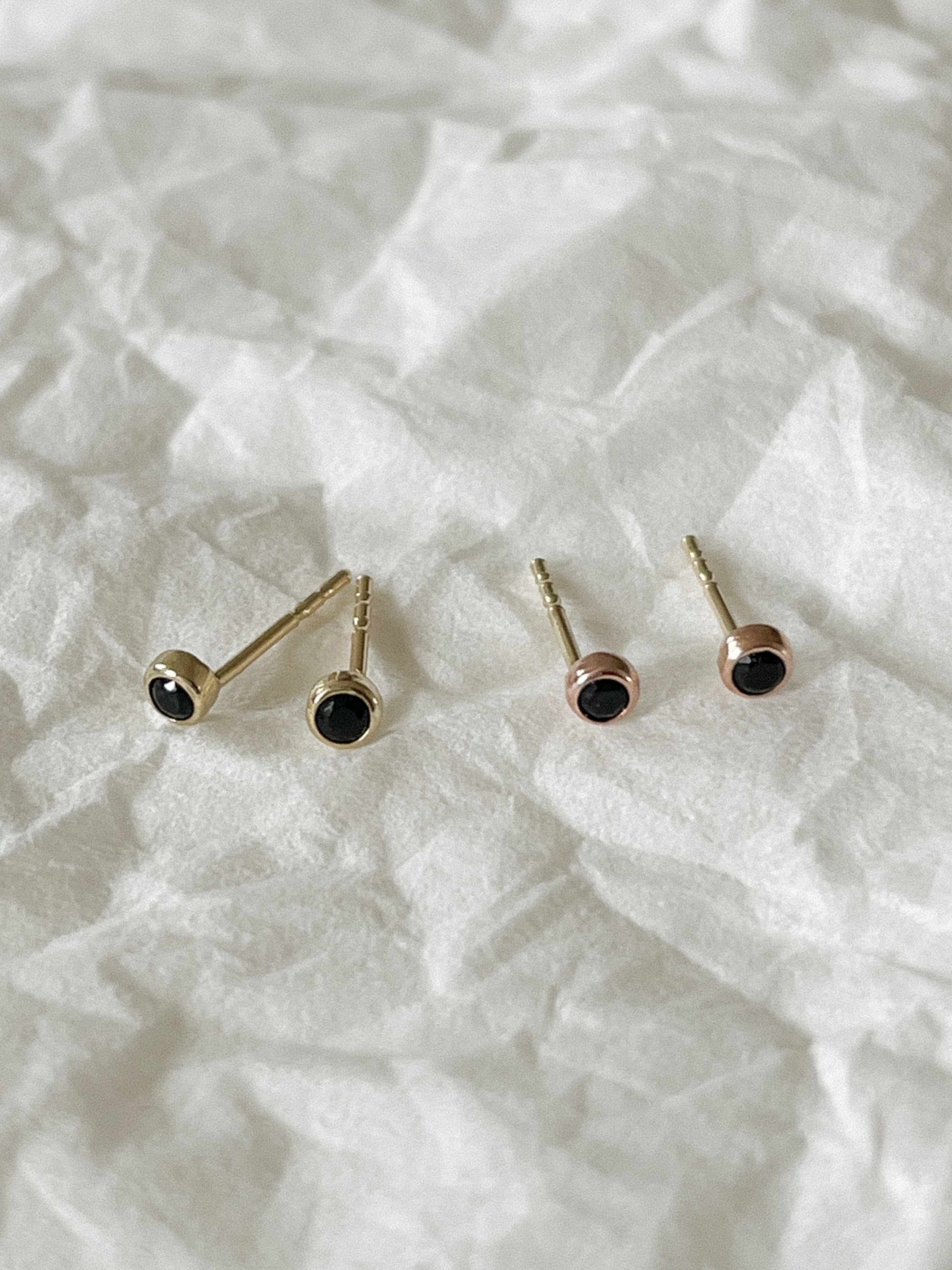 14k 초미니 오닉스 우물 귀걸이 (2color) 2mm 레이어드귀걸이 - 상품 이미지