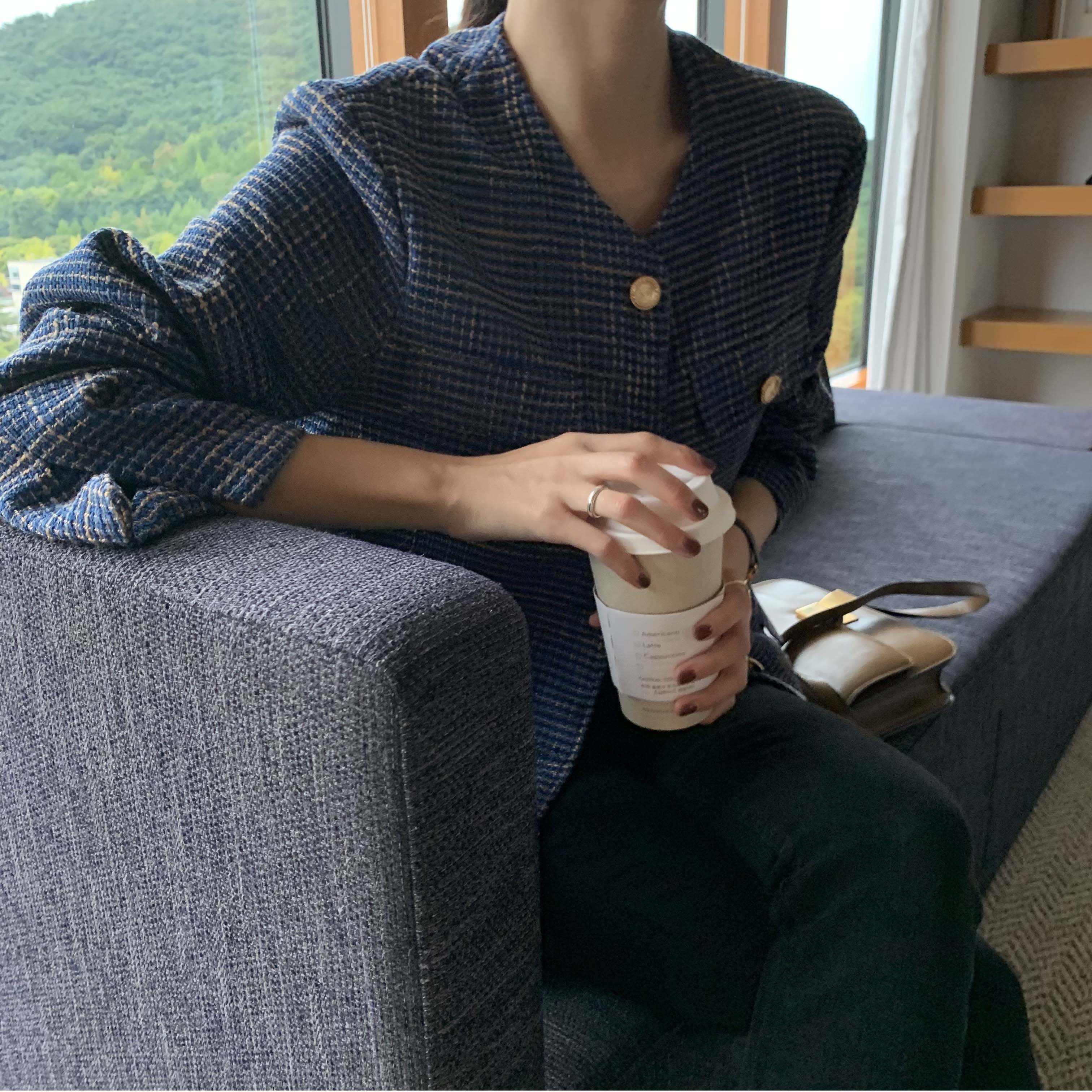 오버 노카라 루즈핏 골드버튼 긴팔 하프 케쥬얼 빈티지 트위드 재킷 자켓(민트,네이비) 이미지 4
