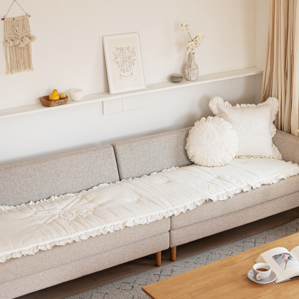 마벨로제 소피아 린넨 프릴 사계절 3인용 쇼파패드 미끄럼방지 소파매트 화이트