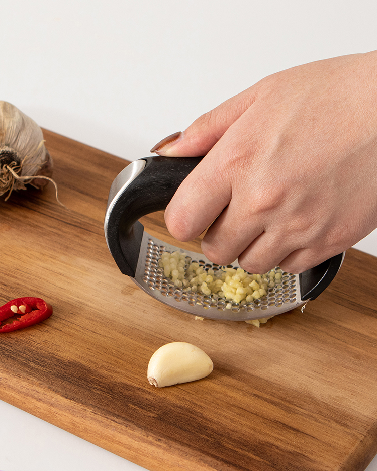 코첸 304 스텐 마늘빻는기계 수동다지기 마늘프레셔 (CRK0018)