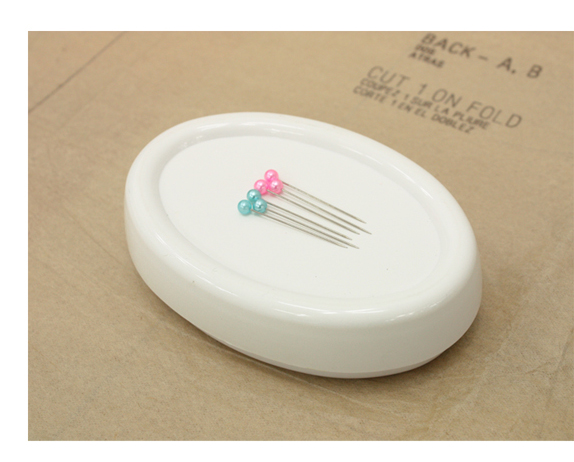 13-165 가와구찌 멀티 자석 핀쿠션 문진 - 상품 이미지