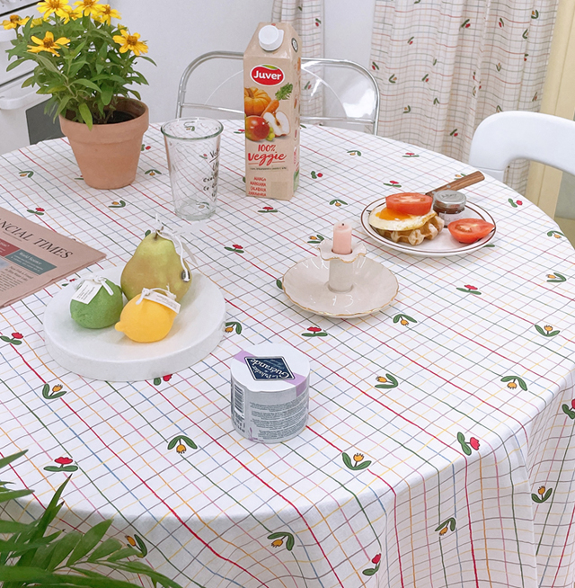 엘리스 튤립 식탁보 방수 테이블보 빈티지체크 캠핑 홈카페 신혼 집들이 화이트 95X110