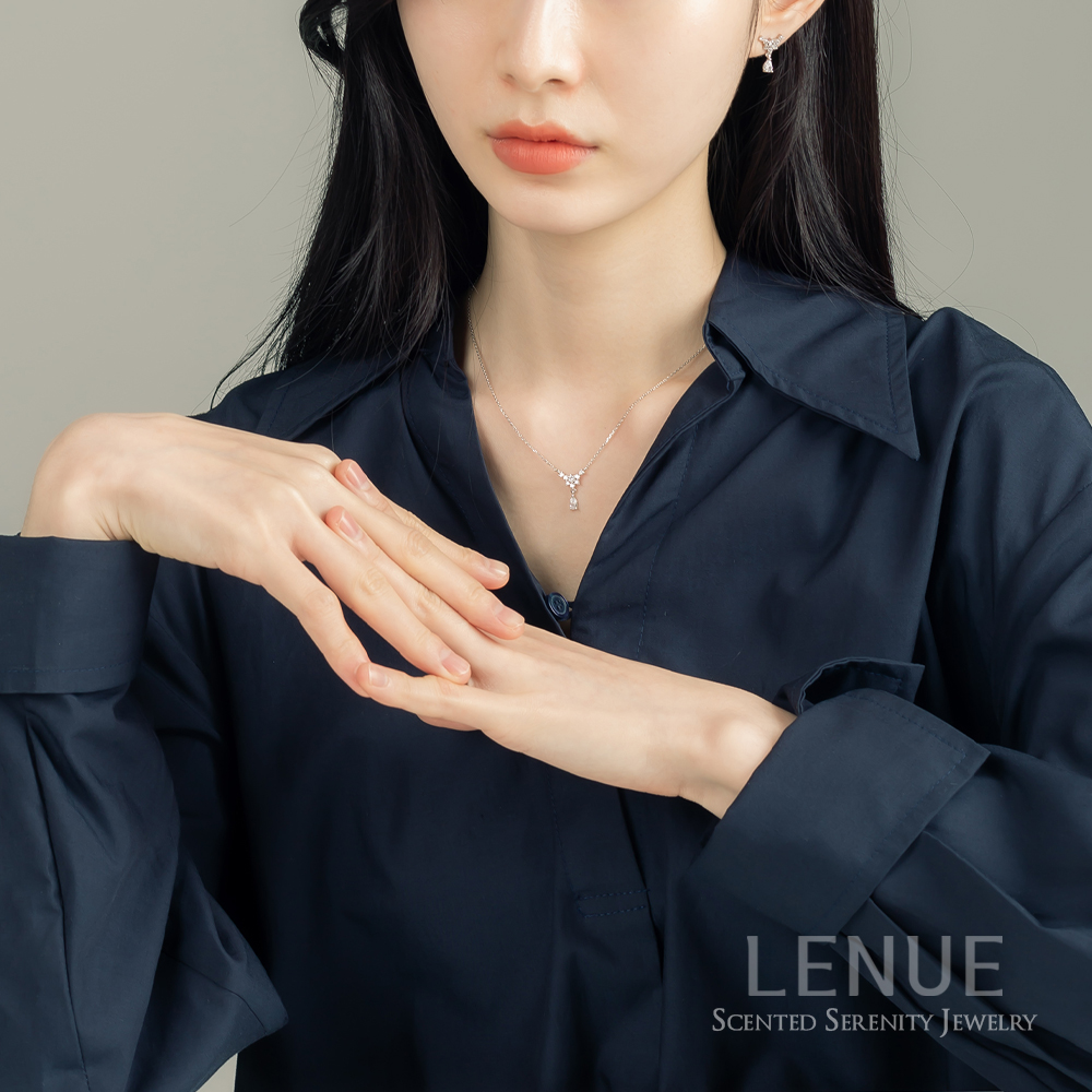 [레뉴] 플라워 듀 꽃 큐빅 목걸이 / 925 실버 데일리 셀프웨딩 여자친구 생일 선물 이미지 6