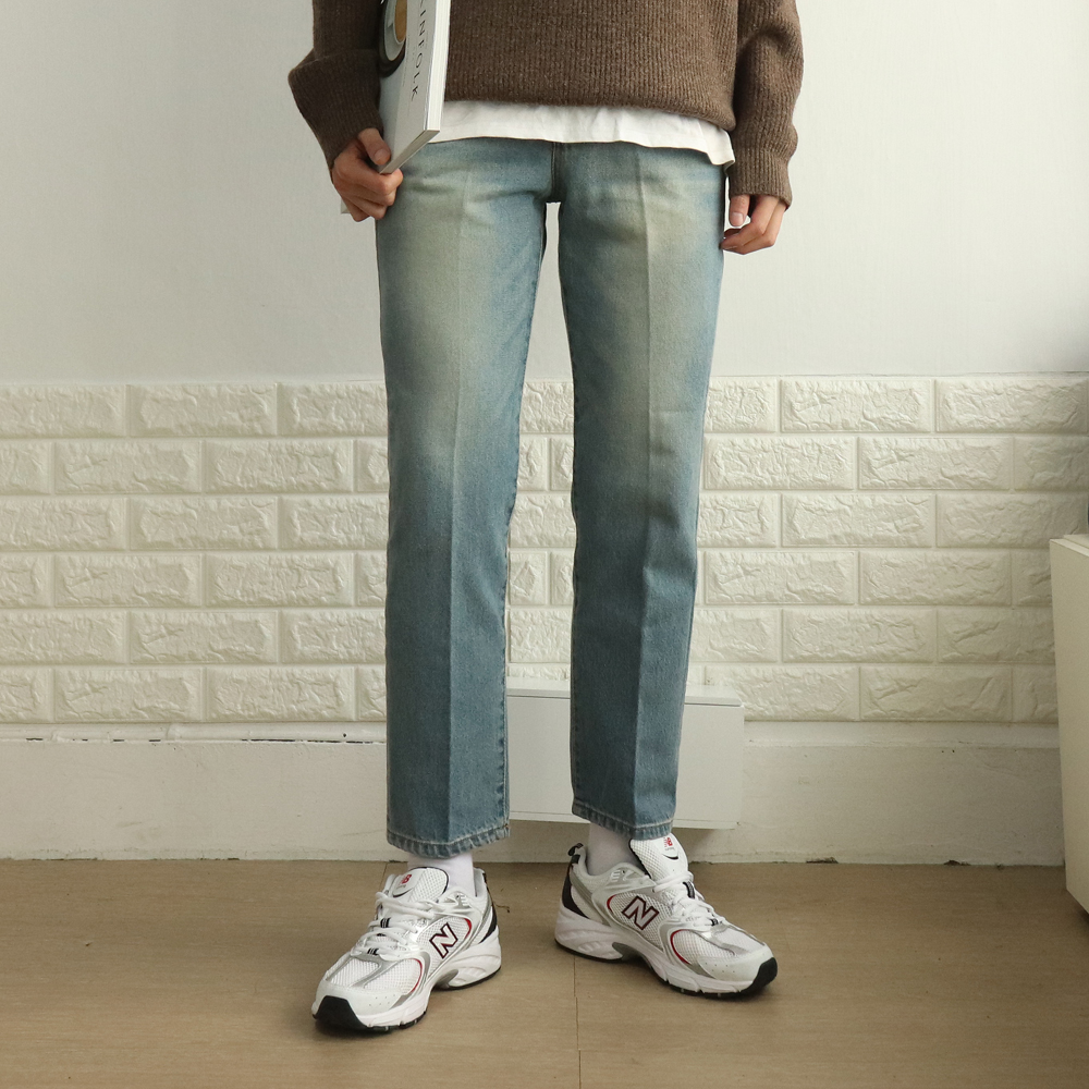 데님 워싱 피그먼트 스트릿 댄디 슬림 스트레이트 레귤러 테이퍼드핏 빅사이즈 연청바지 이미지 2