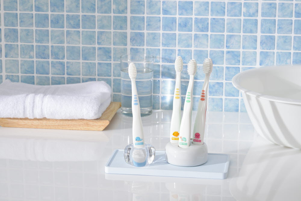 왕타칫솔 키즈 아쿠아월드 어린이 칫솔 2호