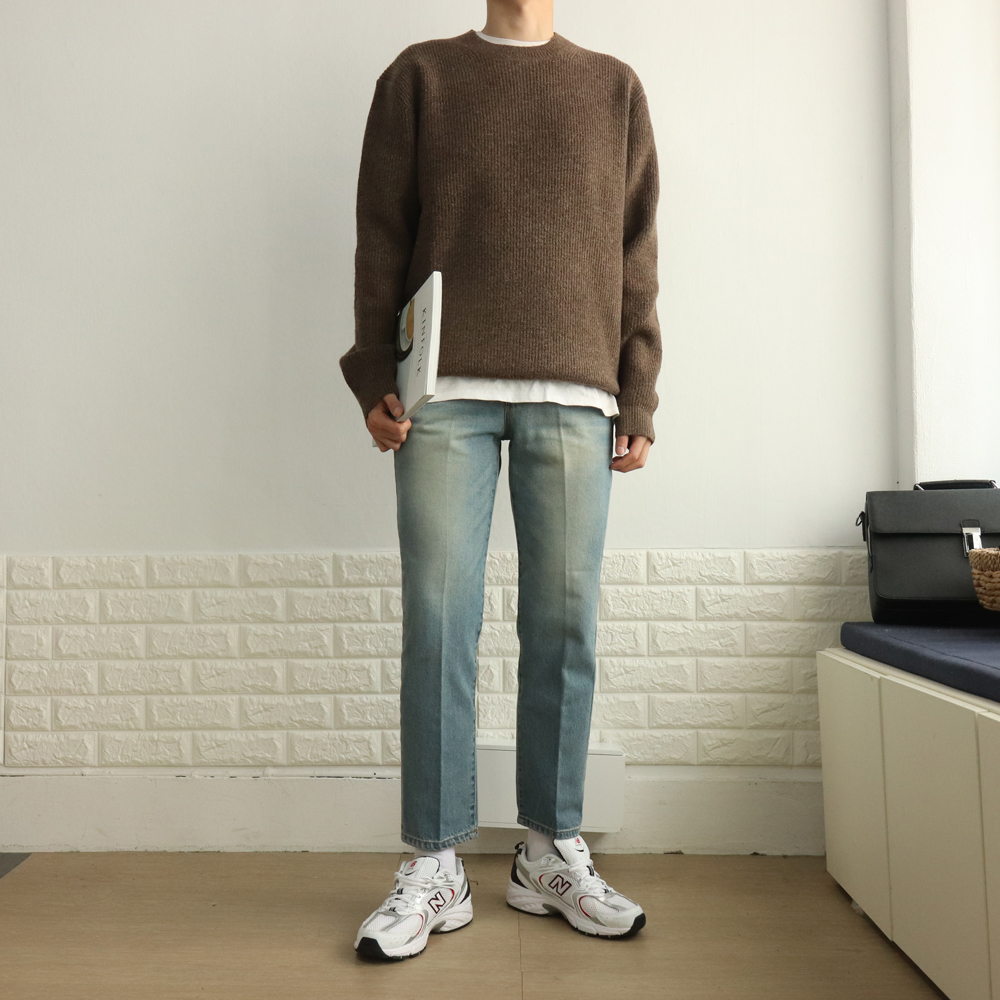 데님 워싱 피그먼트 스트릿 댄디 슬림 스트레이트 레귤러 테이퍼드핏 빅사이즈 연청바지 이미지 3
