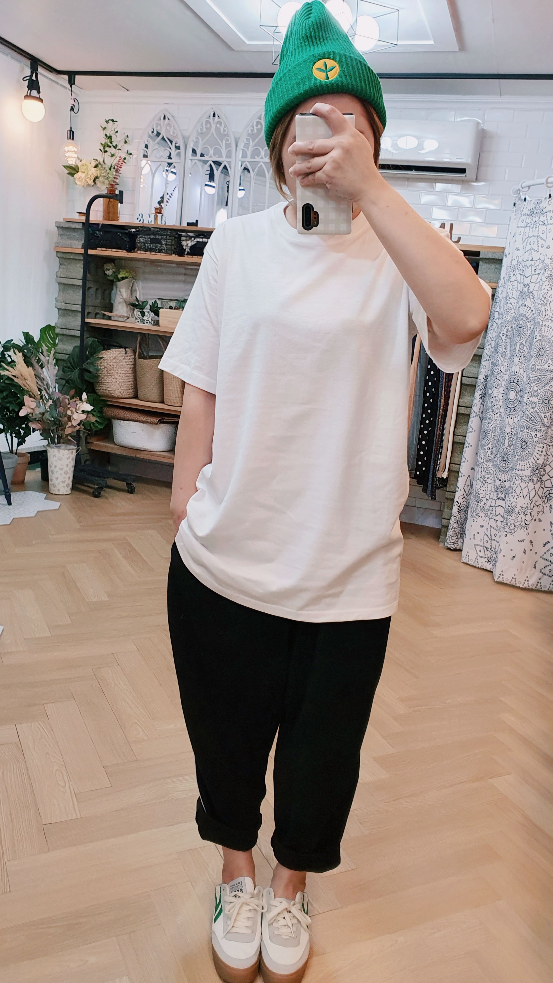 남녀공용 라운드 반소매 면티셔츠 이미지 3