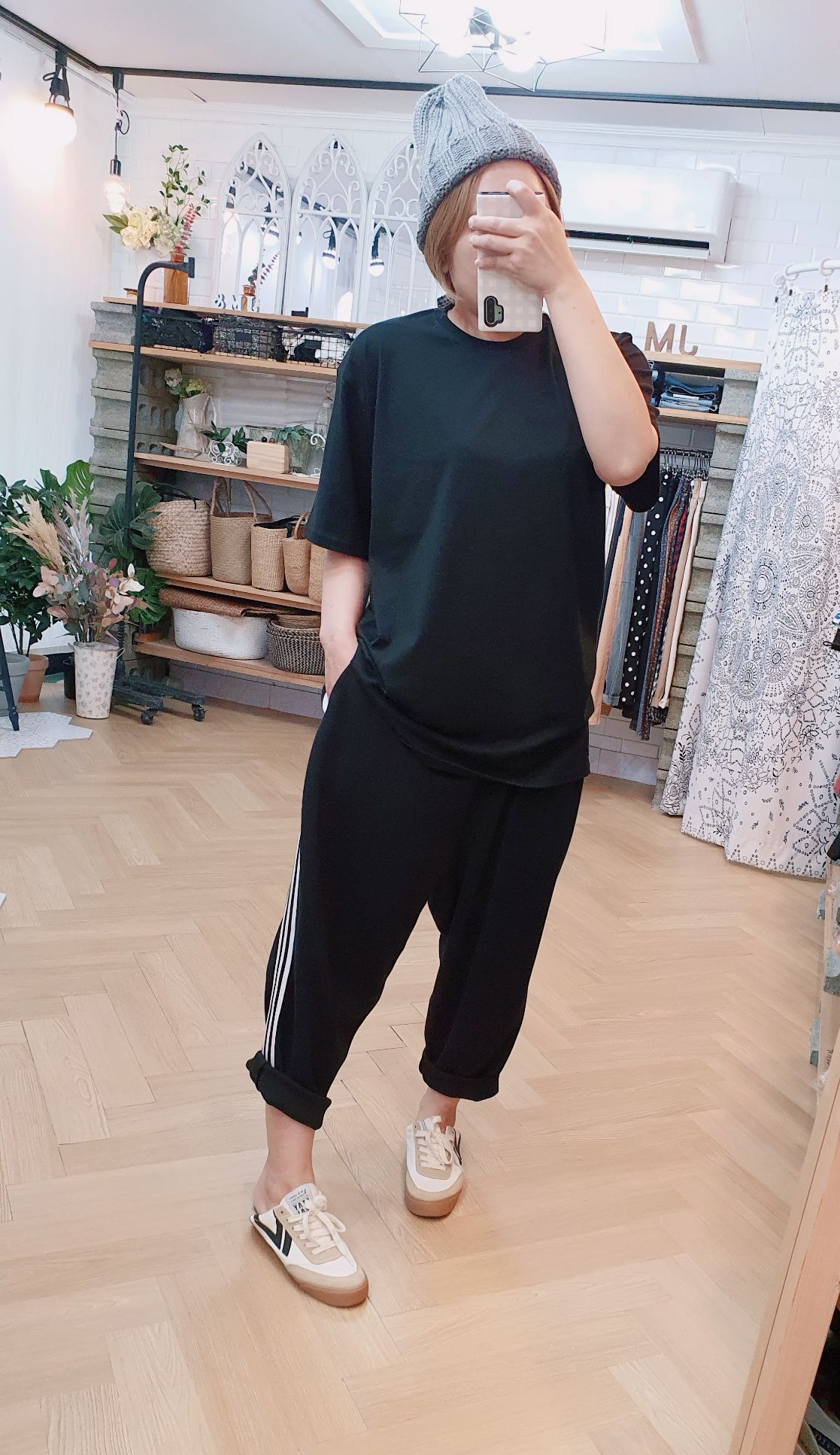 남녀공용 라운드 반소매 면티셔츠 이미지 4