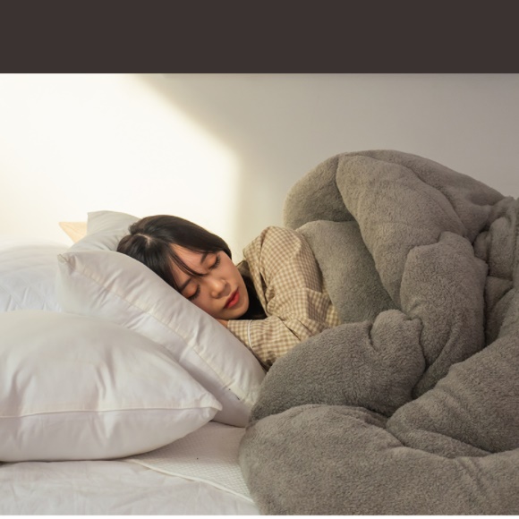 한겨울 이불 겨울 두꺼운 이불 발열 침구 양털 극세사 이불