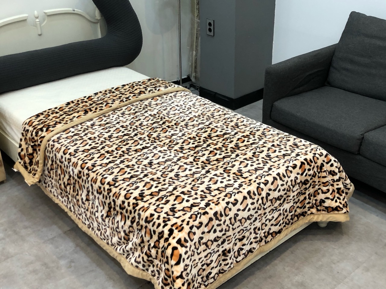 옛날 밍크 담요 할머니 두꺼운 양모 거실 담요 캠핑러그 밍크 이불 쇼파 캠핑블랭킷 1번