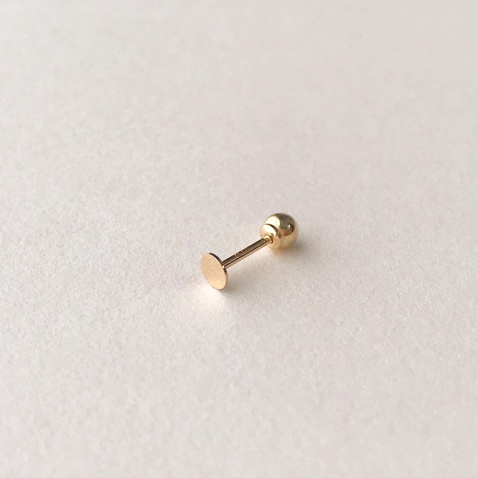 14k 평판 골드 볼 라블렛 피어싱 - 심플 베이직 얇은 이너컨츠 트라거스 - 상세 이미지 5