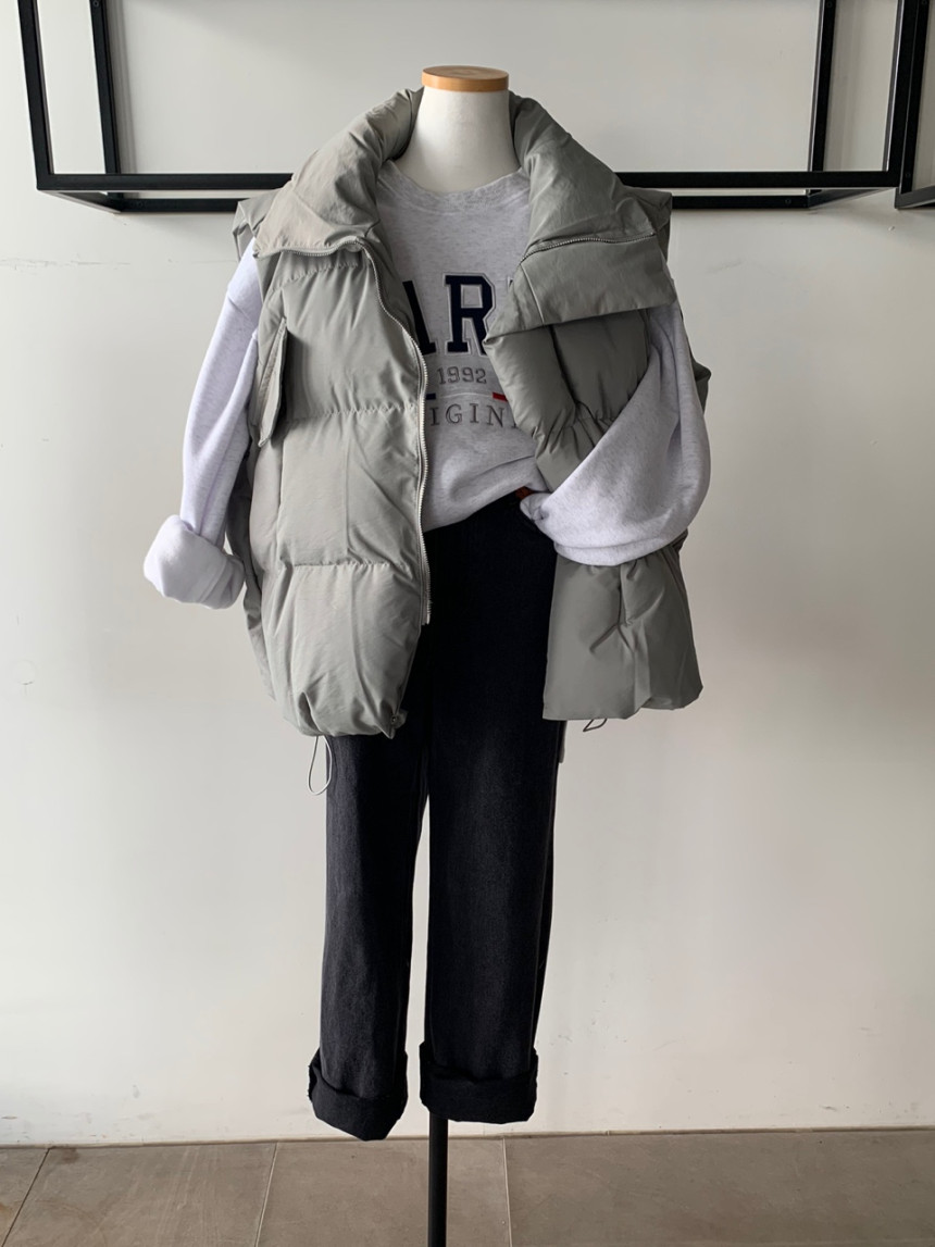 [웰론/ 오버핏] 폭신폭신 루즈핏 하이넥 겨울 패딩조끼 3color 상세 이미지 26