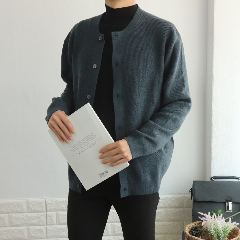 두툼한 울 캐미시어 캐주얼 소프트 스판 오버핏 브이넥 하찌 니트가디건 이미지 4