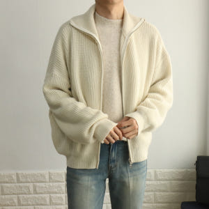 두툼한 울 캐시미어 오버핏 미니멀 크롭 숏 하이넥 투웨이 집업 니트가디건 착용 후기 | 사이즈/핏 총정리 - 상품 이미지 2