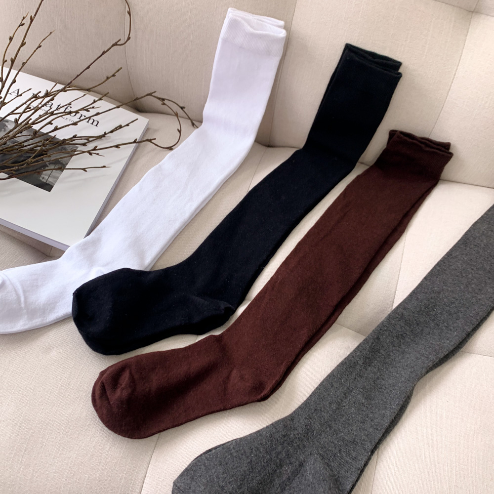 [무배] 오벌 롱 니하이삭스 무지 긴목 양말 니삭스 4color 상세 이미지 7
