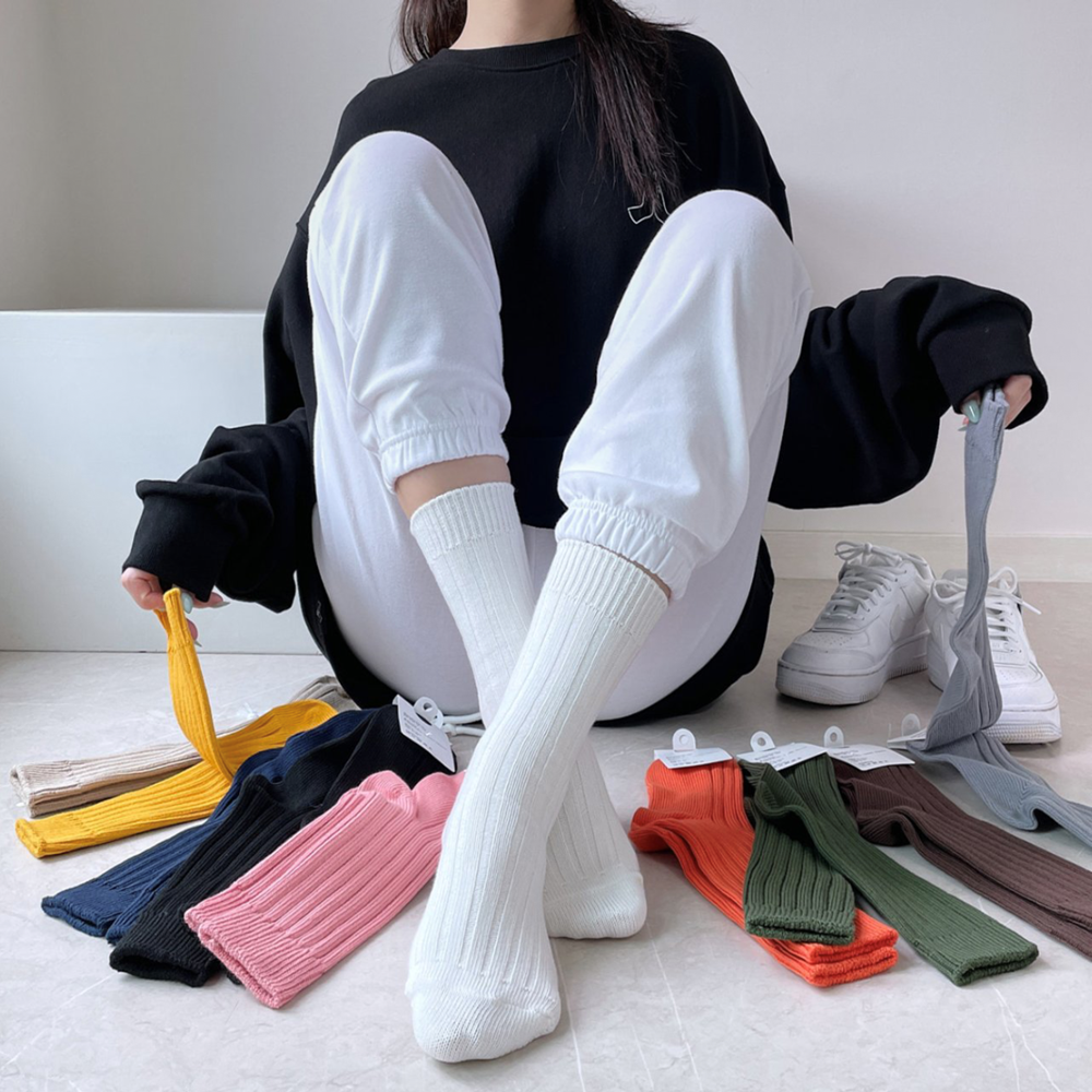 로라벨 크리밍 필라테스양말 요가양말 논슬립 미끄럼방지 홈트 니삭스 댄스 무용 롱 삭스 - 메인 이미지
